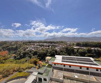 Apartamento a la venta en condominio Bambú 106 en Lagunilla de Heredia.