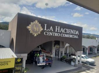 VENDO PLAZA COMERCIAL COMPLETA Condominio  La Hacienda, Cartago, El Guarco, El Tejar, $ 2,246,568, 1, Cartago, El Guarco