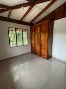 Beautiful house for sale in Esparza, San Juan Chiquito, just 5 minutes from downtown. 