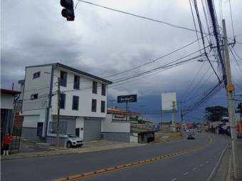 ALQUILER DE LOCAL, HEREDIA, SAN JOAQUÍN SOBRE CALLE PRINCIPAL  