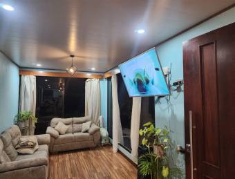 Se Vende Casa en Sarchí Norte, Alajuela