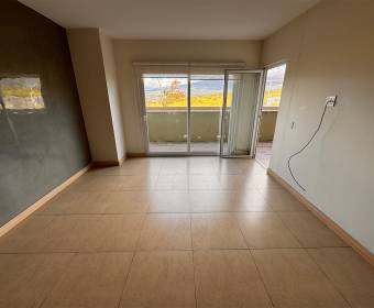 Apartamento a la venta en condominio Santa verde, San Francisco de Heredia.