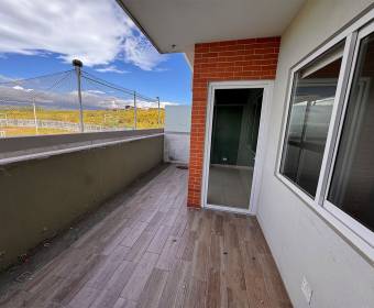 Apartamento a la venta en condominio Santa verde, San Francisco de Heredia.