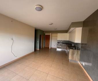 Apartamento a la venta en condominio Santa verde, San Francisco de Heredia.