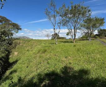 Lot for sale in Hacienda Los Bambúes condominium in Brasil de Mora, Ciudad Colón.