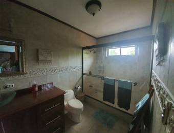 Espaciosa y cómoda casa en residencial seguro. La Union, Cartago