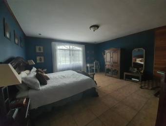 Espaciosa y cómoda casa en residencial seguro. La Union, Cartago