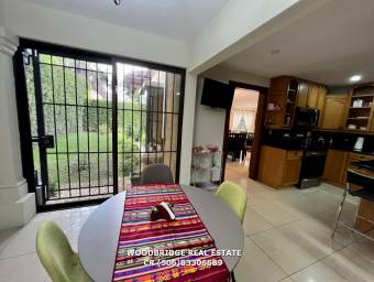 Escazu casa en alquiler en Guachipelin $3.000 /condominio con amenidades