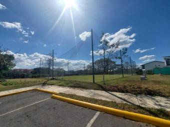 Se vende lote plano de 253m2 en condominio de San Rafael Alajuela 25-1324