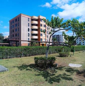 Se alquila amoblado apartamento en condominio San Rafael Alajuela 25-1343