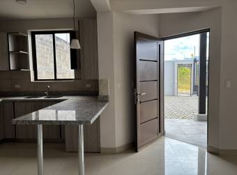 VENTA DE EDIFICIO NUEVO 3 CON APARTAMENTOS, HEREDIA, SANTO DOMINGO  