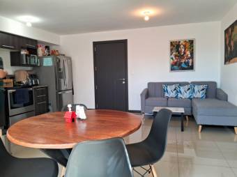 Se vende apartamento en condominio de Granadilla San José 25-1354