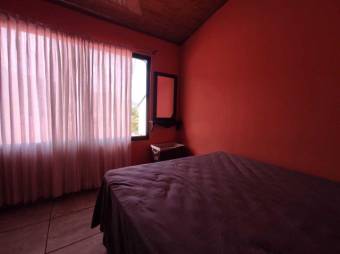 Se vende casa y apartamento en San Antonio Escazú 23-1385