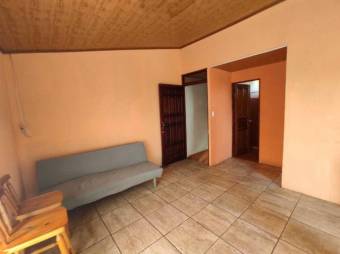 Se vende casa y apartamento en San Antonio Escazú 23-1385