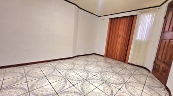 House for sale in Guayabos de Curridabat 1 FLOOR