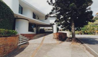 CASA EN VENTA EN PINARES DE CURRIDABAT