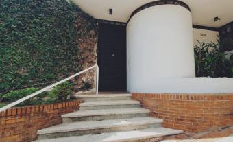 CASA EN VENTA EN PINARES DE CURRIDABAT