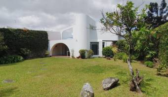 CASA EN VENTA EN PINARES DE CURRIDABAT