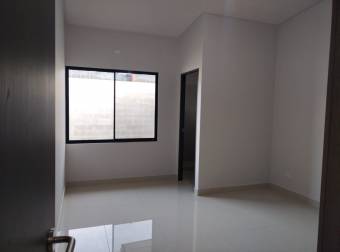 ALQUILER DE CASA NUEVA, SAN JOSE, SANTA ANA, LINDORA, CONDOMINIO ROBLES DE LINDORA. 