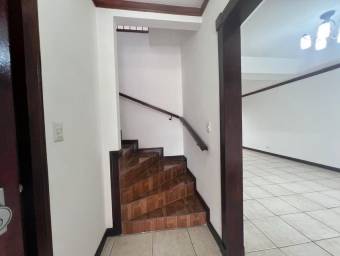 MLS-25-1380 ALQUILER CASA GUACHIPELIN ESCAZU 