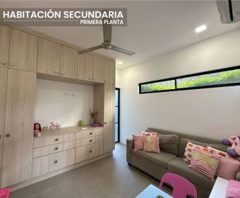 Casa a la venta en condominio Los Manzanos, dentro de Ciudad Hacienda Los Reyes.