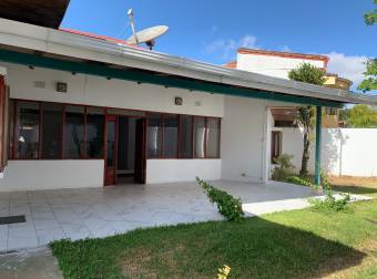 ¡GRAN OPORTUNIDAD! Casa  en Bosques de Doña Rosa La Asunción de Belén, Heredia