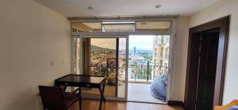 Se vende espacioso apartamento en Mata Redonda San José 25-475