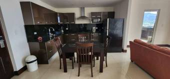 Se vende espacioso apartamento en Mata Redonda San José 25-475