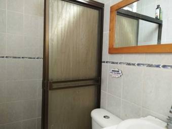 Se vende espaciosa propiedad con 3  en San Francisco Heredia 25-1000