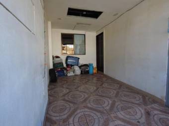 Se vende espaciosa propiedad con 3  en San Francisco Heredia 25-1000