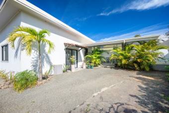 Casa moderna amueblada con piscina cerca de Tamarindo, Guanacaste, Costa Rica