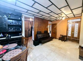 VENTA DE CASA INDEPENDIENTE SANTO DOMINGO CENTRO, HDIA