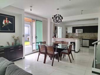 MLS-25-1409 VENTA CASA SANTA ANA SAN JOSE 