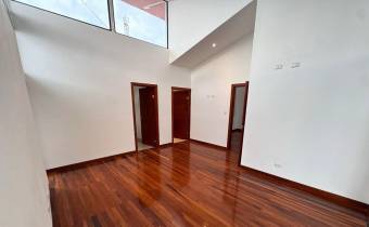 VENTA DE CASA LUXURY, SANTA ANA, LINDORA, PARQUE VALLE DEL SOL  