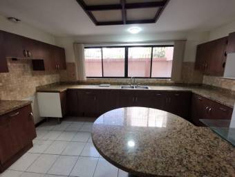 MLS-25-1275 VENTA CASA SAN RAFAEL ESCAZU 