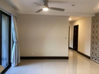 Se vende apartamento en condominio de Brasil Santa Ana 25-506