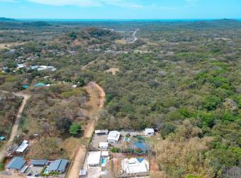 Villa Moderna con Piscina y Gran Potencial en Río Santo, Tamarindo