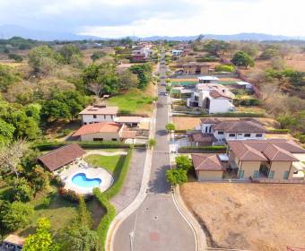 Lots for sale in Posada del Río condominium in La Guacima, Alajuela.