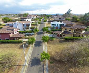 Lots for sale in Posada del Río condominium in La Guacima, Alajuela.