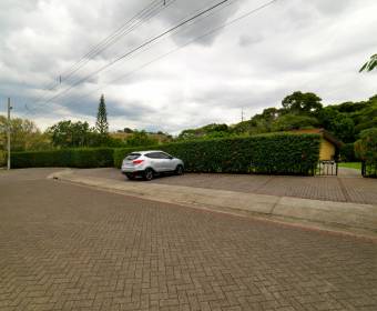 Lots for sale in Posada del Río condominium in La Guacima, Alajuela.