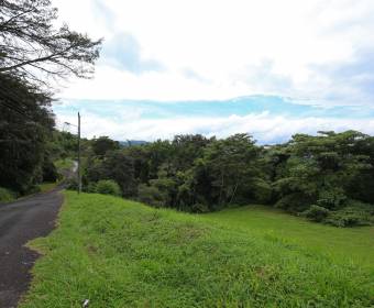 Lotes a la venta en el eco residencial Villas del Arroyo en La Guacima, Alajuela.