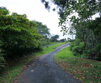 Lotes a la venta en el eco residencial Villas del Arroyo en La Guacima, Alajuela.