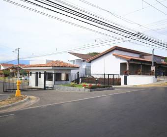 Lotes a la venta en condominio Los Castillos en La Guacima, Alajuela.