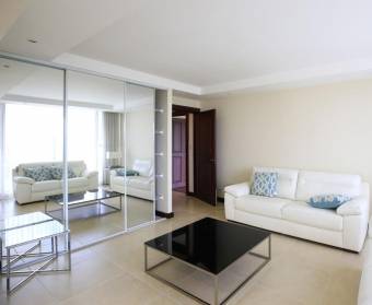 Apartamento a la venta en condominio en Bello Horizonte, Escazú.