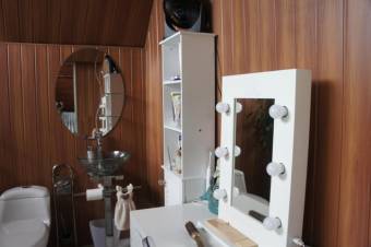 Se vende casa con lote de 1,642m2 en Santa Ana 24-1203