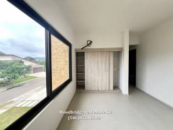 Casa lujo Santa Ana alquiler $4.000 o venta $550.000 /jardines, 4 dormitorios