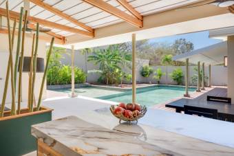  Casa nueva de lujo con piscina y 4 habitaciones cerca de Playa Tamarindo