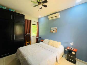 Two Homes, One Paradise on the Pacific