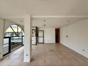 Se alquila local comercial en San Rafael Escazú 26-1300