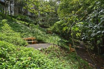 Se vende apartamento en Santa Ana San José 22-881